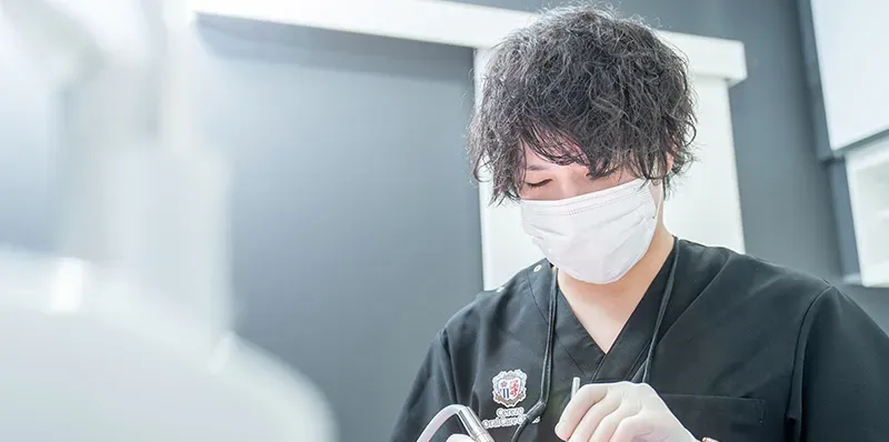 診療中の上本町I'S歯科・矯正歯科のスタッフ
